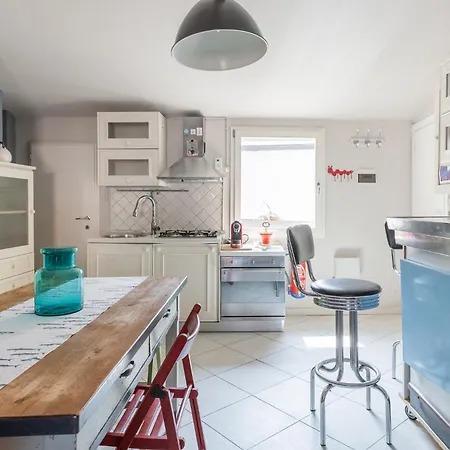 アパート Casa Mirasole, Nel Cuore Di ボローニャ
